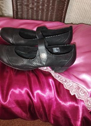 Туфли женские,черного цвета.1 фото