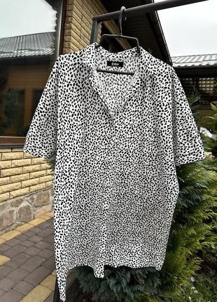 Блузка великого розміру.