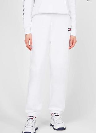 Tommy hilfiger женские белые спортивные штаны t39 relaxed hrs badge