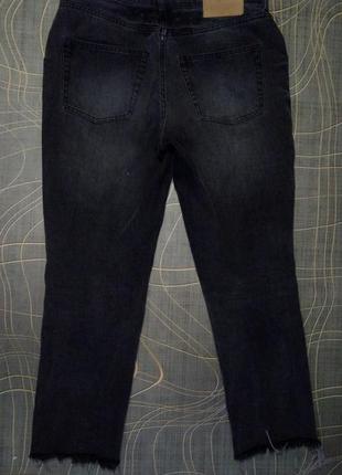 Завышенные стильные джинсы (низ обрезан), размер (46-48)4 фото