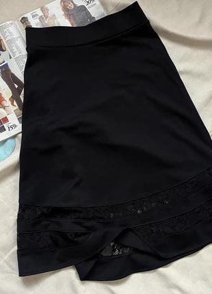 Брендовая черная миди юбка от anna field1 фото