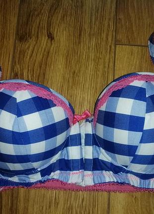 Бюстгальтер