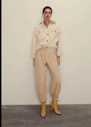 Актуальные джинсы слоучи, Багги,трубы цвет кэмэл,бежевые pull & bear