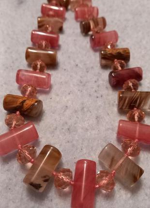 Бусы из нату- ральных камней3 фото