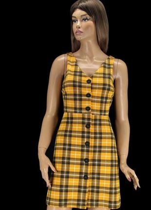 Брендовое желтое платье-сарафан мини в клеточку "new look" на пуговицах. размер uk 6/eur34.