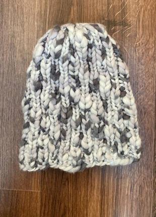 Шапочка из шерсти мериноса