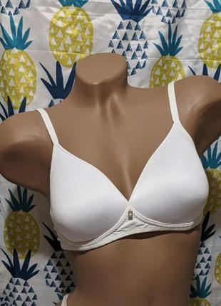 Бюстгальтер triumph 80с