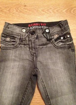 Стильні джинси для модниці /скінні /5 років / 1106 фото