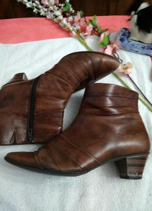 Чобітки шкіряні.германія.