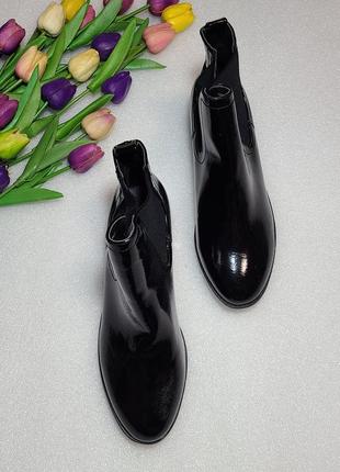 Лаковые черные ботинки челси2 фото