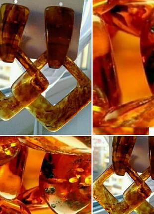 Янтарные серьги треугольник