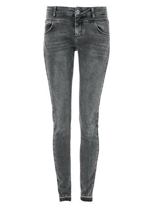 Джинсы s.oliver shape super skinny