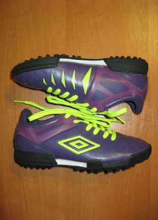 Кросівки,копи "umbro" розмір 13/31,5.6 фото