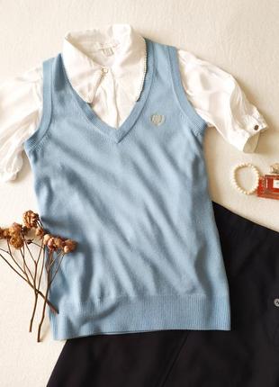 Жилетка жіноча блакитного кольору