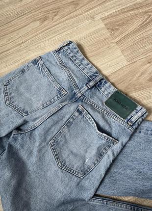 Джинсы прямые pull and bear широкие клешные женские джинсы голубые на высокой посадке9 фото