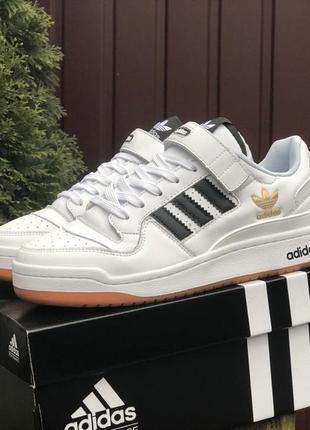 Спортивні кросівки для бігу і заняття спортом adidas forum low shoes white/ чоловічі кросівки спортивні для занять спортом4 фото