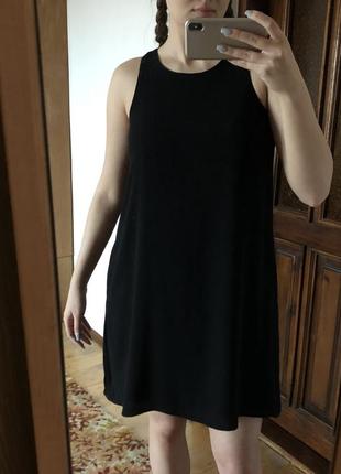 Чорне класичне плаття від gap (є фото на тілі)8 фото