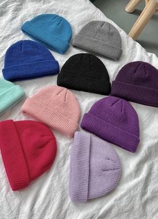 Шапка міні біні чорна  докер докерка вище вух кусто в’язана  коротка вкорочена кроп рубчик з підворотом отворотом жіноча чоловіча