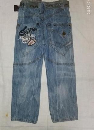 Джинсы