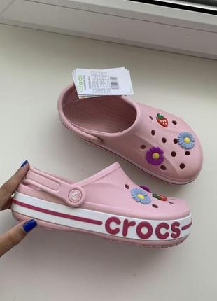 Жіночі рожеві крокси crocs bayband