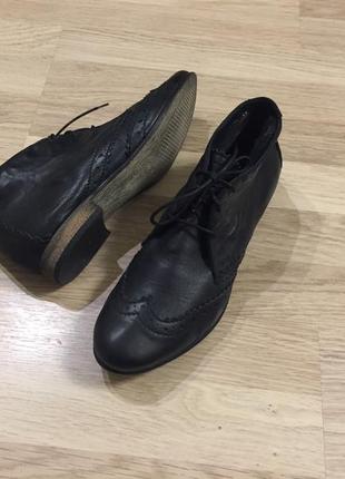 Ботинки кожаные bullboxer 41 размер