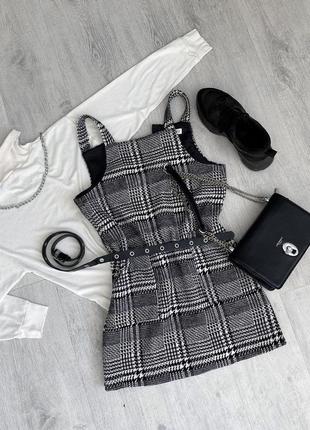 Сарафан в клітинку