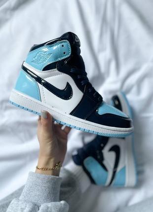 Кросівки чоловічі / жіночі сині з шкіри nike air jordan 1 retro high unc patent blue3 фото