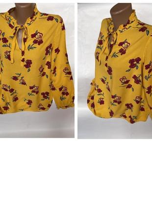 Яркая рубашка в цветочек, вискоза