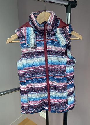 Жилетка с вязаным принтом