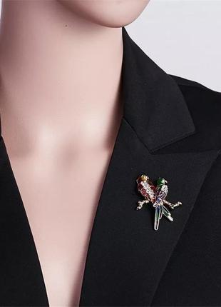 Брошка папуги пара кристал 4