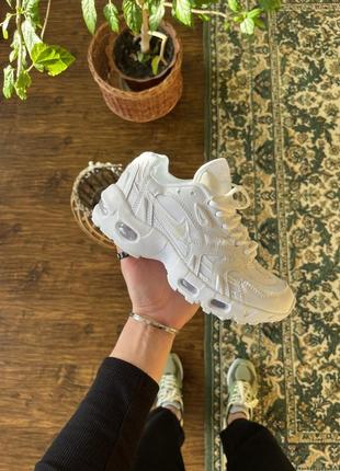 Белые женские кроссовки nike air max 96 ii triple white