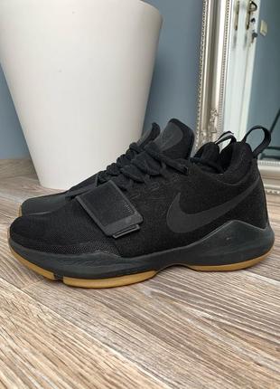 Кроссовки nike