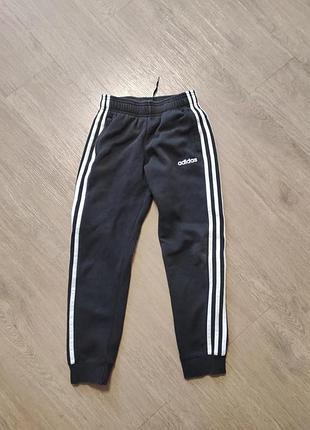 Штаны спортивные adidas рост 140 возраст 9-10 лет