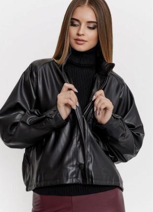Куртка-косуха женская колір чорний1 фото
