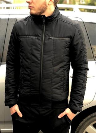 Курточка чоловіча осіння повсякденна тепла з нагрудними кишенями, чорного кольору