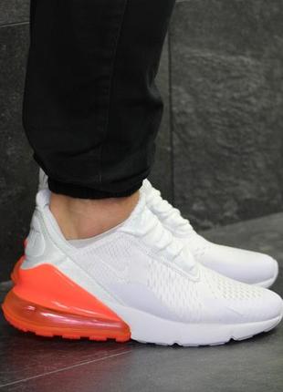 Белые мужские кроссовки текстильные дышащие молодежные удобные кроссовки белого цвета с оранжевой пятткой