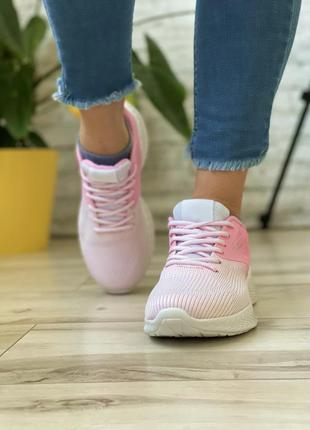 Яскраві жіночі кросівки літні спортивні кросівки з текстилю рожеві з білим5 фото