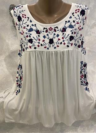 Ягарна ніжна вишиванка