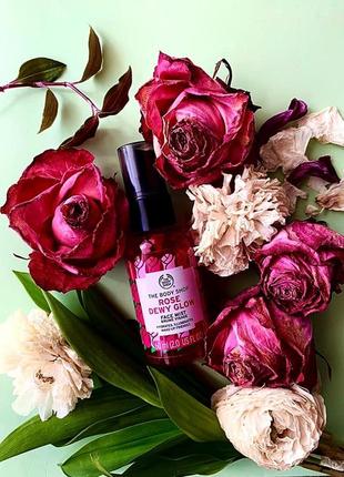 Мист для сияния и увлажнения лица с экстрактом розы 🌹 the body shop rose dewy glow face mist