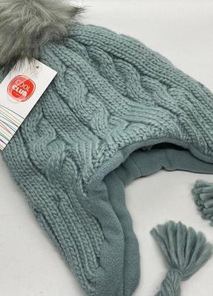 Шапка на флісі з помпоном