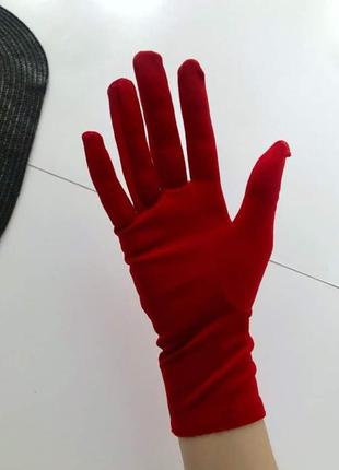 Красные бархатные перчатки, короткие2 фото