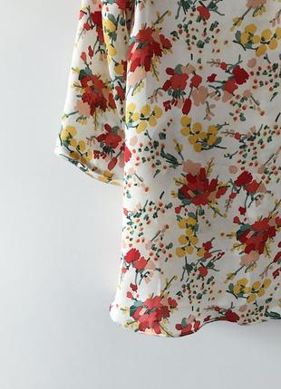 Рубашка разлетайка в цветы3 фото