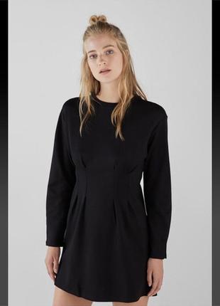 Платье трикотажное bershka1 фото