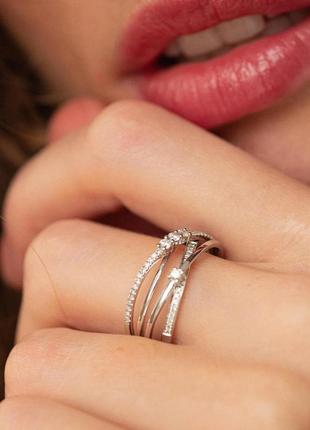 Золотое кольцо с бриллиантами кб0178са4 фото