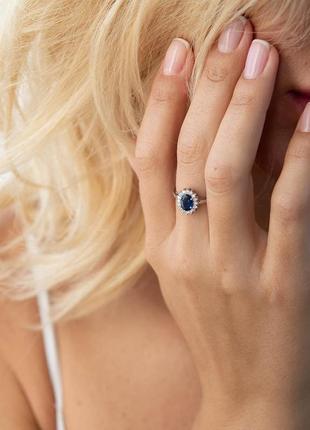 Золотое кольцо с бриллиантами и сапфиром 
кб03843 фото