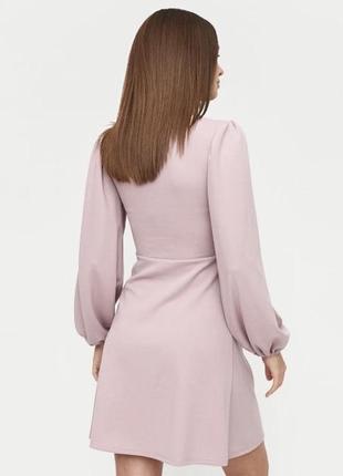 Неймовірна сукня плаття міні приталена креп пудрового кольору дайвінг з декольте нова з об‘ємними рукавами m l5 фото