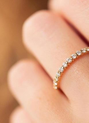 Золотое кольцо с дорожкой камней (бриллианты) кб0463ca