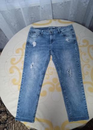 Фирменные современные джинсы женские 38 г.1 фото