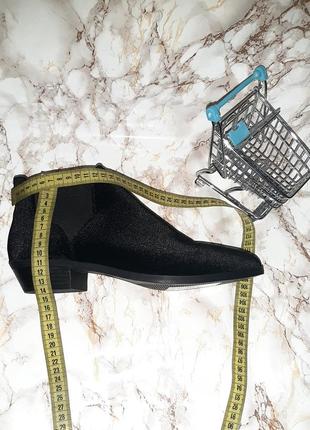 Чорні оксамитові демі черевики із зауженними носочками та резинками-вставками6 фото