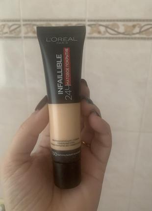 Тональный l’oréal infallible матирующий1 фото